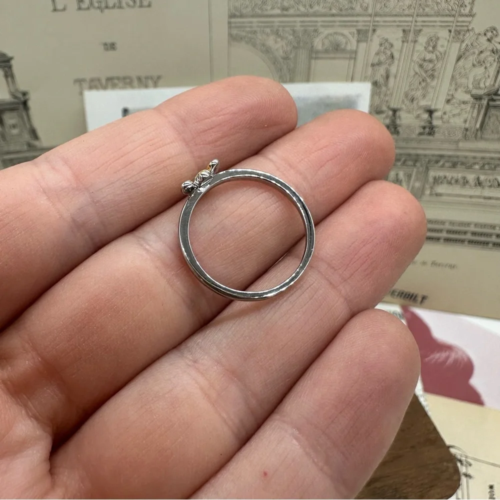 Mini Bee Ring with 18k gold plated bee - Picture 4 of 4